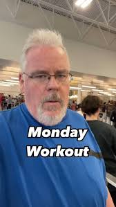 Monday Workout, Made it back to the gym today… Renewed new beginnings I  guess… I started