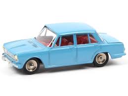 Serie Poch 523 Simca 1500 Bleu Vif Soutenu Courses Automobiles Petites Voitures Simca