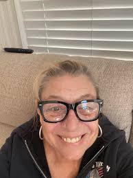 71 year old hippie 🥳