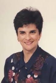 Kelly Bellard's Instagram, Twitter & Facebook