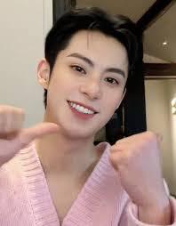 Hey my love I just want say thank you very much and you'll forever be in my  heart I love you so much don't forget about me 🥹❤️❤️💋