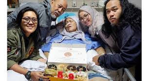 Saat Orang Orang Kesayangan Indro Warkop Meninggal Karena Kanker Dari Sang Istri Hingga Dono Tribunnews Com Mobile