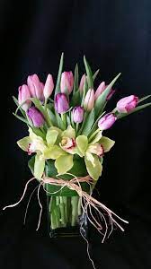 Hours may change under current circumstances Photo Of Passion Flowers Katy Tx United States Florist Katyflorist Floristinkatytx Bestfloristink Flower Arrangements Container Flowers Flower Display