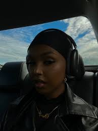 Amera Issa (ameraissa)