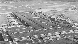 Willow Run Bomber Plant Between Belleville And Ypsilanti Henry Ford Built This Plant And The Runways On His Farmland It Detroit History Michigan Belleville