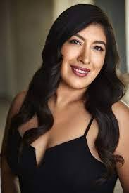 Elvia Olson's Instagram, Twitter & Facebook