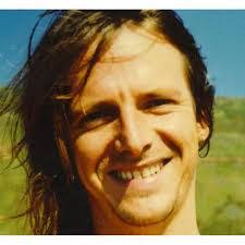 Andy Myles's Instagram, Twitter & Facebook