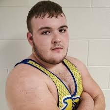 Chandler Graham's Instagram, Twitter & Facebook