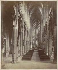 Dit was een opleving van de middeleeuwse gotiek in de 19e eeuw. Pin Op Stijlleer Gotische Bouwkunst