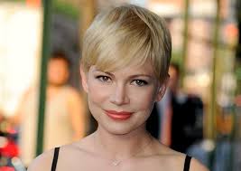 Ce sont ces différences qui nous permettent 15 magnfiques coupes courtes pour visage rond | coiffure simple et facile. Quelle Coiffure Ou Coupe De Cheveux Pour Un Visage Rond