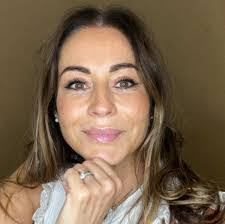 Stephanie Iorio's Instagram, Twitter & Facebook