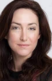 Colleen Lillis's Instagram, Twitter & Facebook