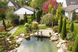 12 Gunstige Pools Fur Den Garten Garten Gestaltung Gartengestaltung Gartenstuhl Kinder Geniale Tricks In 2020 Toskanischer Garten Gartengestaltung Garten Anlegen