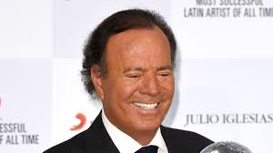 Filtran el escándalo secreto sobre la ruptura de Julio Iglesias e Isabel Preysler 50 años después