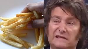 Pasó en vivo: el video que confirma el problema de Javier Milei con las  papas fritas