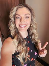 Lauren Mote's Instagram, Twitter & Facebook