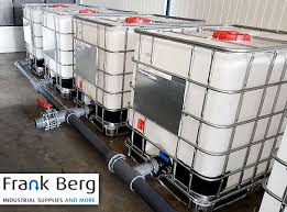 Ibc Containers Koppelen Ibc Tanks Gekoppeld Ibc Aan Elkaar Verbinden 1000 Liter Pe H Rainwater Harvesting Rain Water Collection Rainwater Harvesting System
