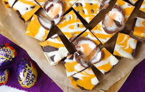 Recette Fudge D Oeufs A La Creme Cadbury A La Mijoteuse Cooking Recipes Desserts Recipes