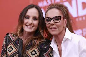 La reacción de Rocío Carrasco cuando le preguntamos si sigue siendo amiga de Terelu Campos: "Hasta el fin del mundo"