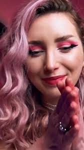 Sophie Burrell || guitarJohnson, ., ., #lovesinging #singingbowls  #housemusicallnightlong #singinglessons #jazzmusician #musicalinstrument  #composers #singingbowl #broadwaymusical #yogaplay ...