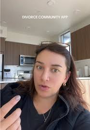 Sparkle Smith from Divorce Cart