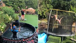 Selain suhu air, model kolam renang bayi juga berbeda. Kreatif Ibu Ini Berbagi Tutorial Ubah Trampolin Jadi Kolam Renang Anak Okezone Lifestyle