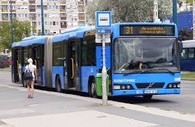 Ha körülnéz a hősök terén, két pompás épületet is láthat. 31 Es Busz Budapest Wikipedia