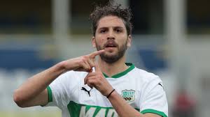 Manuel locatelli (born 8 january 1998) is an italian footballer who plays as a midfielder for serie a club sassuolo and the italy national team. Locatelli Col Sassuolo Rendimento Altissimo Il Motivo E Amoroso