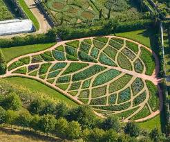 Leaf Shaped Garden In France Landscape Design Raised Vegetable Gardens Landscape