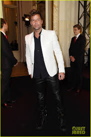 Enrique martín morales (spanish pronunciation: Full Sized Photo Of Nick Young Ricky Martin Balmain Show Paris 06 Photo 3692177 Just Jared