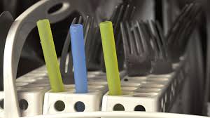 Metal reusable straws come in plenty of materials, but stainless steel is the most common. Simple Ways To Clean Reusable Straws 9 Steps With Pictures