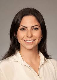 Kimberly Reda's Instagram, Twitter & Facebook