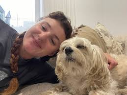 Hi! Where do people find housesits or farmsits? We're a travelling family  of 5 (2A, 3C 12, 10 and 7) and would love to find a farmsit (or house sit)  for some/all