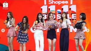 Read fallin light from the story lirik lagu gfriend by bluemoongf (비비지 ♡) with 23535 reads. Girlband Gfriend Datang Ke Indonesia Sowon Gfriend Ungkap Selalu Terkenang Fans Buddy Indonesia Halaman All Tribunstyle Com