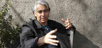 El recurso había sido presentado por la defensa de su ex asesor, cristián warner, para que restituyeran sus derechos electorales, y la resolución del tc también benefició a meo y a todos los involucrados en la causa penal. Marco Enriquez Ominami Rompe Su Silencio Tengo Decidido No Regresar A La Politica