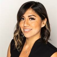 Diana Falcon's Instagram, Twitter & Facebook