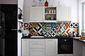Today's backsplashes are essential kitchen accents, adding vibrant pops of color, light and texture — in addition to protecting walls from inevitable kitchen messes. Top 15 Patchwork Tile Backsplash Designs For Kitchen