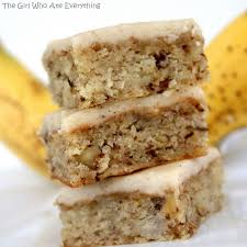 Banana Bread Bars Recipe The Girl Who Ate Everything Recipe Banana Bread Bars Banana Recipes Desserts
