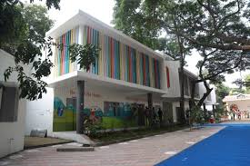 The Corporation Middle School, Coimbatore, caters to students from LKG to  8th Standard, offering education in both Tamil and English medium. With a  total enrolment of 413 students, this initiative stands to