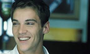 Miki Berenyi: The Outsideleft Interview in OUTSIDELEFT