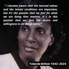 Reconocemos y celebramos los aportes de la comunidad afrodescendiente a  nuestra sociedad: la gastronomía, la música, el deporte ¡y también la  ciencia! Tomamos este día para honrar la memoria de una destacada