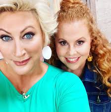 ✨Are you ready for Kim Gravel NOW?✨ Join Kim, and her #BFF, Amy, tonight at  9pm ET for an hour of fabulous fashion! Watch right here