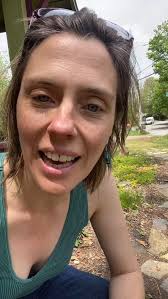 so happy to be the musical guest tonight friday 4/25 at 7pm for “listen to  this” with @chomtalmers at @storyparloravl ! enjoy this little orientation  to my seedlings complete with a mic drop🤪, ...