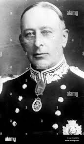 Robert chalmers hi-res stock photography and images