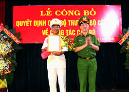 Tâm 100 triệu đồng, trọng 400 triệu đồng và quý giữ lại 2,1 tỉ đồng để tiêu xài cá nhân. Ä'áº¡i Ta Ä'inh VÄƒn NÆ¡i Lam Giam Ä'á»'c Cong An An Giang Tin Tá»©c Má»›i Nháº¥t 24h Ä'á»c Bao Lao Ä'á»™ng Online Laodong Vn