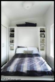 Yazımızın devamında küçük yatak odası dekorasyon önerileri bulabilir ve sizde hayal ettiğiniz kalabalıktan uzak , düzenli ve şık yatak odasına sahip olabilirsiniz. Kucuk Yatak Odasi Dekorasyonu Fikirleri Ve Tasarimlari