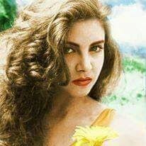 Paula Lora (oficinapaulalora)