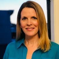 Sara Crouse's Instagram, Twitter & Facebook