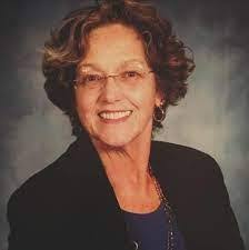 Phyllis Kidwell's Instagram, Twitter & Facebook