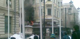 Un incendiu puternic a izbucnit, in aceasta noapte, in bucataria cunoscutei shaormerii dristor kebap din bucuresti, afectand locuintele din blocurile aflate in vecinatate, potrivit ziare.com. Incendiu La Shaormeria Dristor Kebap Din Centrul Vechi Al Capitalei Nu ExistÄƒ Victime Foto B1 Ro